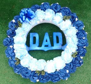 12. Large DAD or MOM Wreath (24 in)